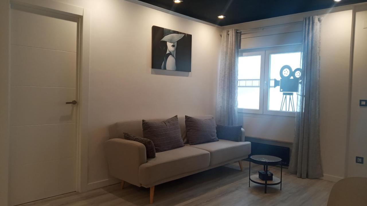 Apartament Apartamento Cinema Oviedo Zewnętrze zdjęcie