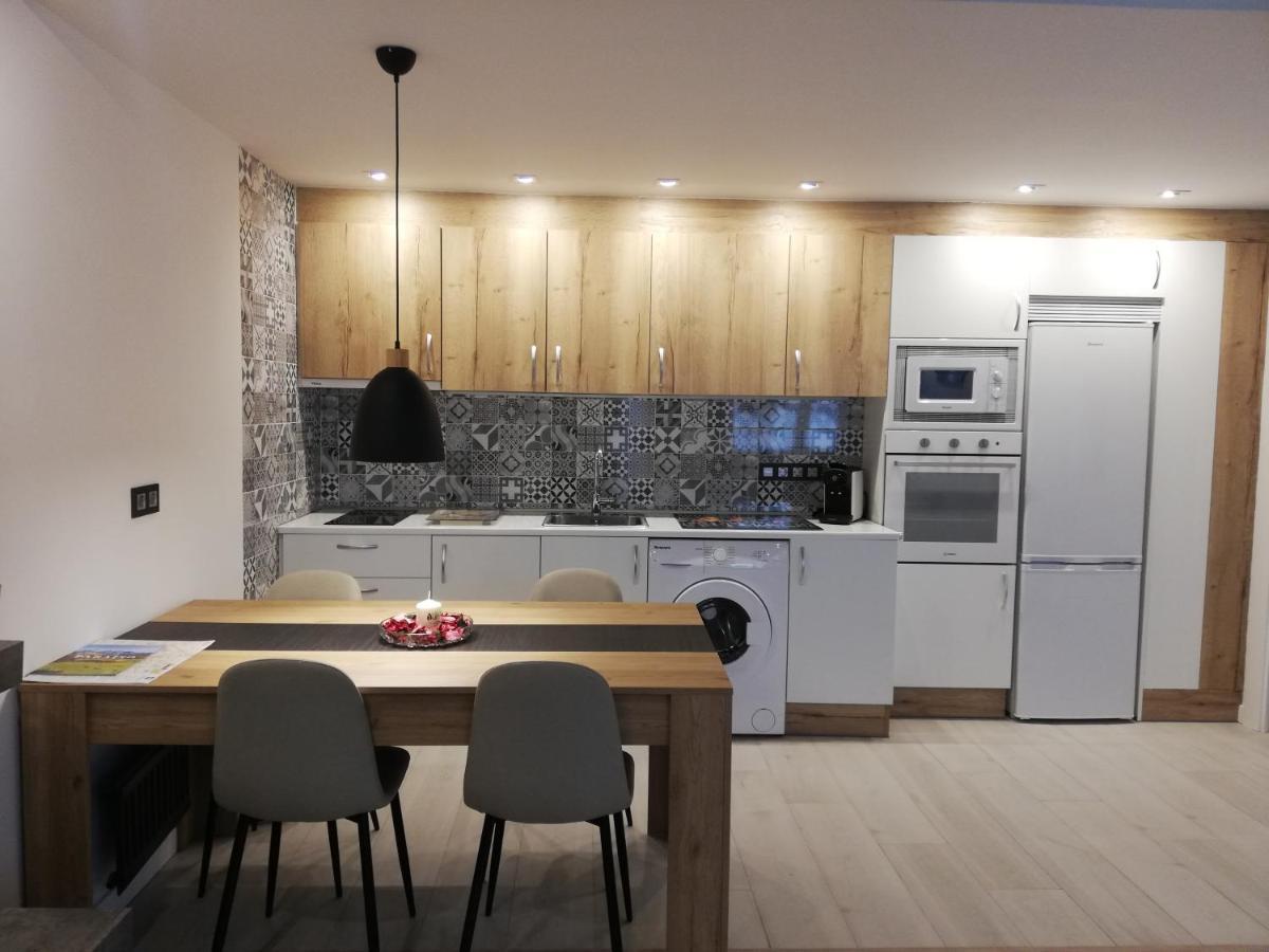 Apartament Apartamento Cinema Oviedo Zewnętrze zdjęcie