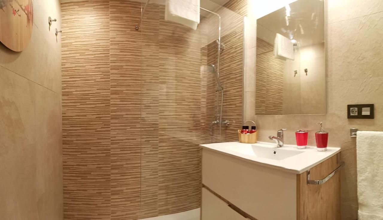 Apartament Apartamento Cinema Oviedo Zewnętrze zdjęcie